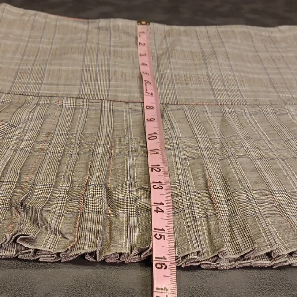 Elie Tahari Grey With Orange Details Pleated Plaid Mini Skirt